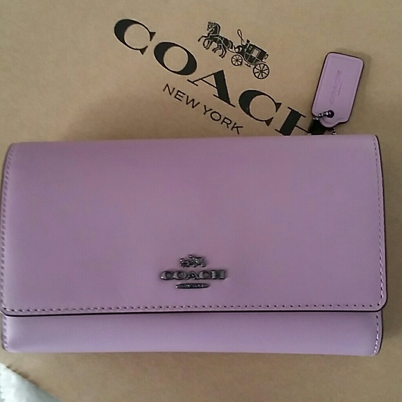 💜COACH PHONE CROSSBODY/CLUTCH 💜💜 - Picture 2 of 8